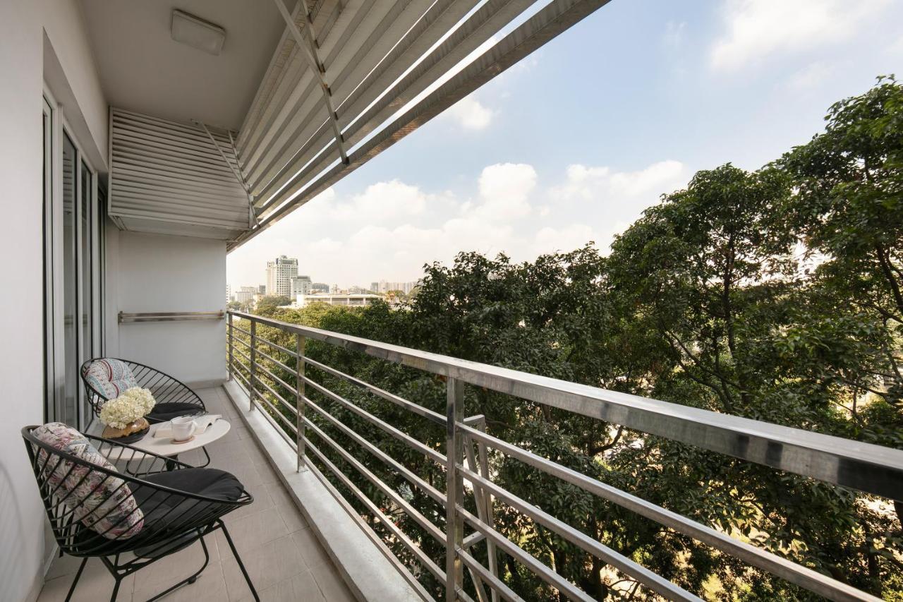 Poonsa Serviced Apartment Хошимін Екстер'єр фото